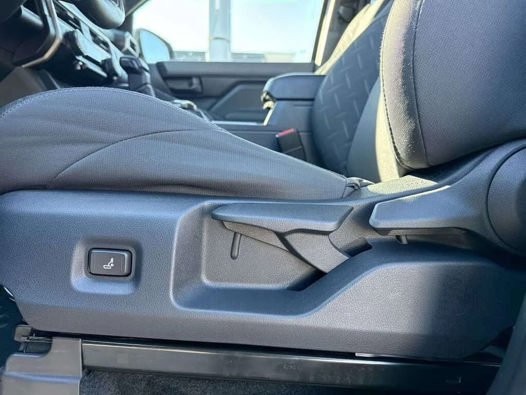 Toyota Tacoma 45 Series  CARFAX, снимка 12 - Автомобили и джипове - 54069826