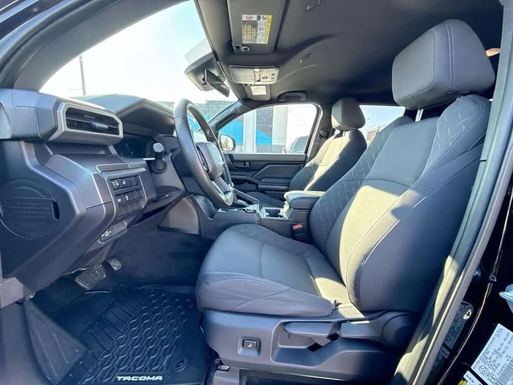 Toyota Tacoma 45 Series  CARFAX, снимка 11 - Автомобили и джипове - 54069826