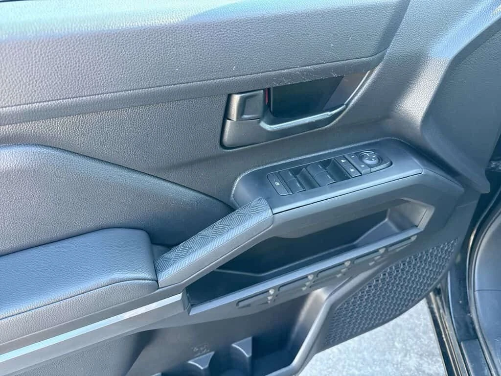 Toyota Tacoma 45 Series  CARFAX, снимка 13 - Автомобили и джипове - 54069826