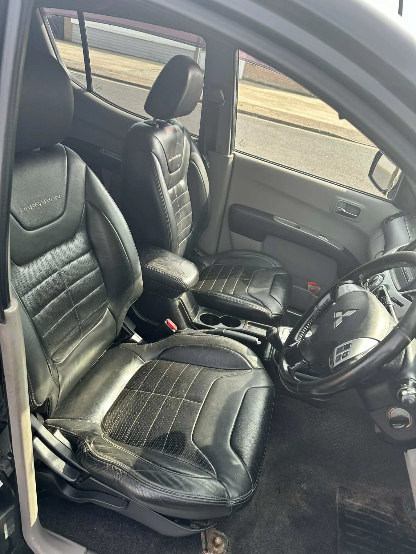 Mitsubishi L200, снимка 8 - Автомобили и джипове - 55159905