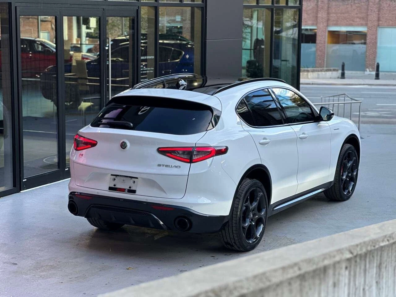 Alfa Romeo Stelvio AWD, НОВ, ЦЕНА ДО БГ, снимка 2 - Автомобили и джипове - 54825401