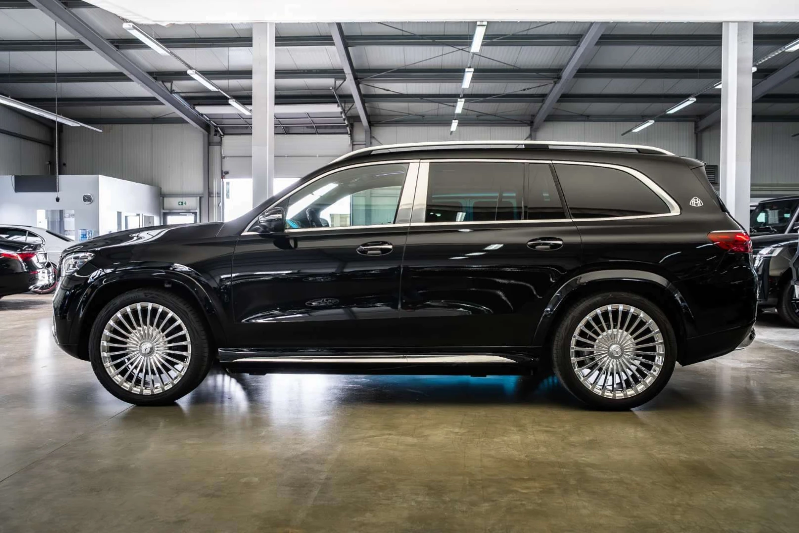 Mercedes-Benz GLS 600 * MAYBACH* AMG PREMIUM PLUS* FACELIFT* , снимка 3 - Автомобили и джипове - 54893008
