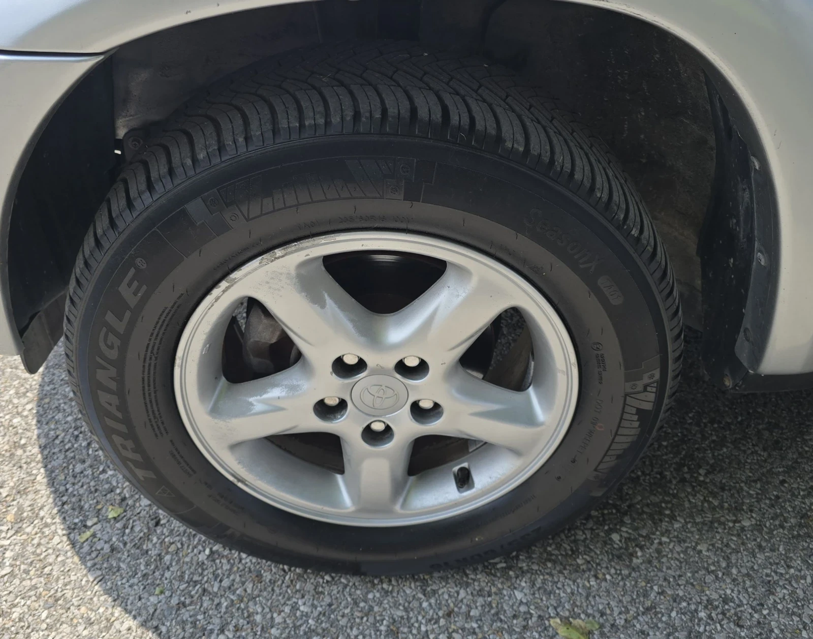 Toyota Rav4 2.0 D4D 4x4 , снимка 17 - Автомобили и джипове - 55188678