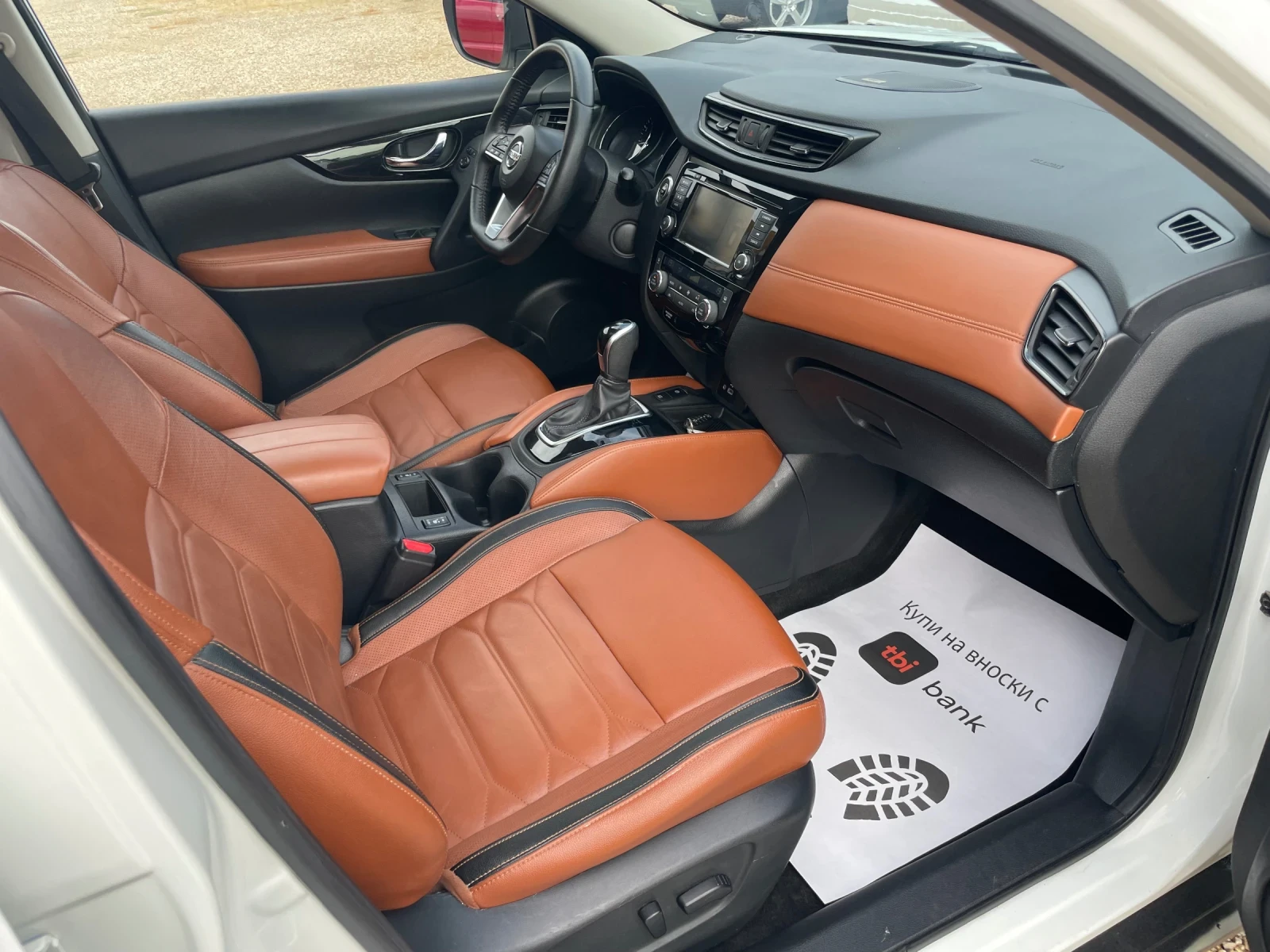 Nissan Rogue FACE/2.5 i-БЕНЗИН-AVTOMAT/4x4/FULL FULL-УНИКАТ, снимка 14 - Автомобили и джипове - 55331103