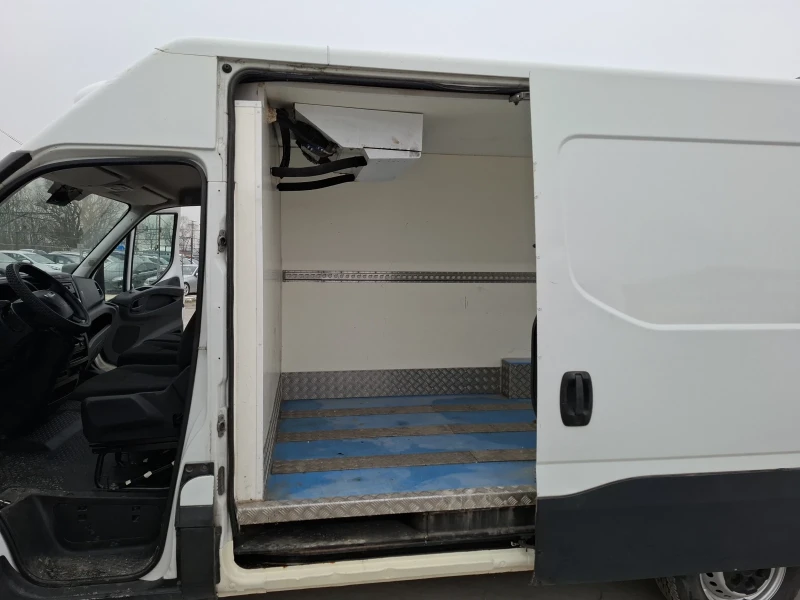 Iveco Daily ХЛАДИЛЕН, снимка 12 - Бусове и автобуси - 53203001