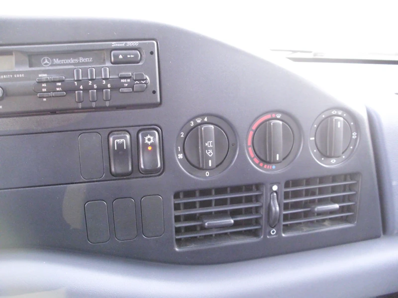 Mercedes-Benz 412 самосвал клима н1, снимка 8 - Камиони - 51600213