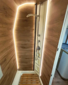 Кемпер Mobilvetta Euro Yacht , снимка 11