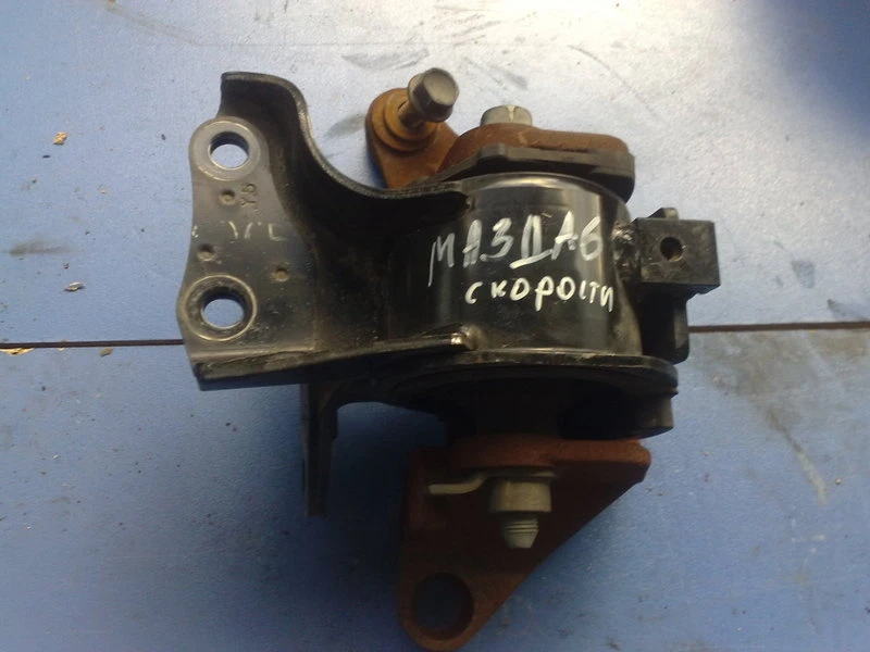 тампон скорости за Мазда 6 2.0D 143к.с. 2006г. комби (черна)