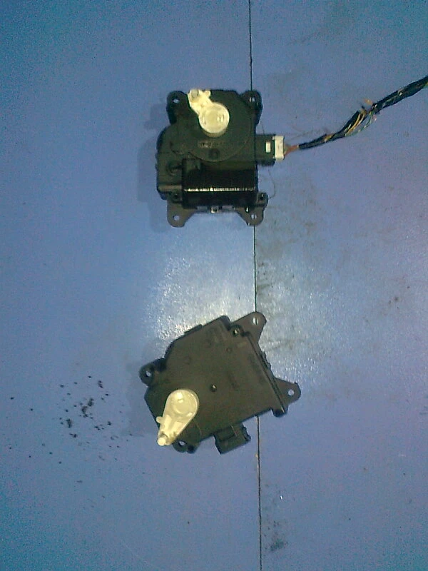 ел клапа парно за Мицубиши Колт 05г. (1)