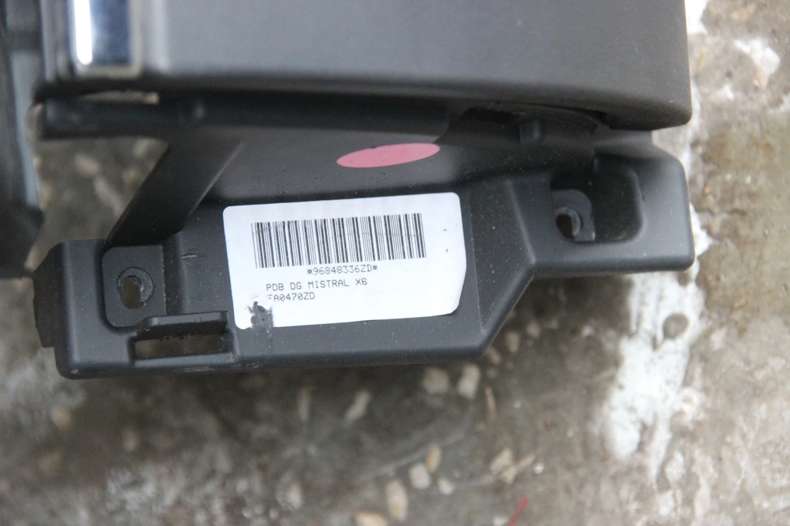      6  2010 .    | Mobile.bg   7