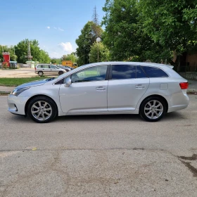 Toyota Avensis 2.0 152к. НАВИ/КЕЙЛЕС/АЛКАНТАРА/ШВЕЙЦАРИЯ , снимка 4