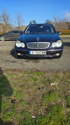  Mercedes-Benz C 220