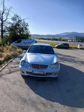    Mercedes-Benz C 220