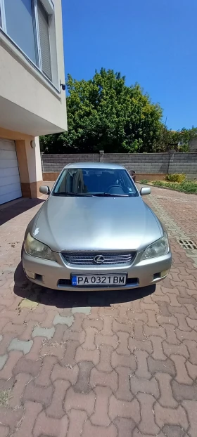  Lexus IS 200
