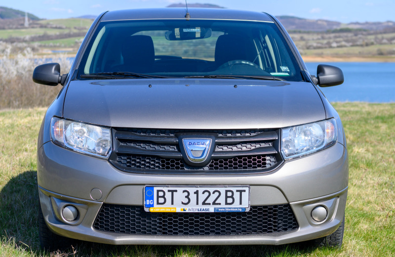 Dacia Sandero, снимка 2 - Автомобили и джипове - 45060474
