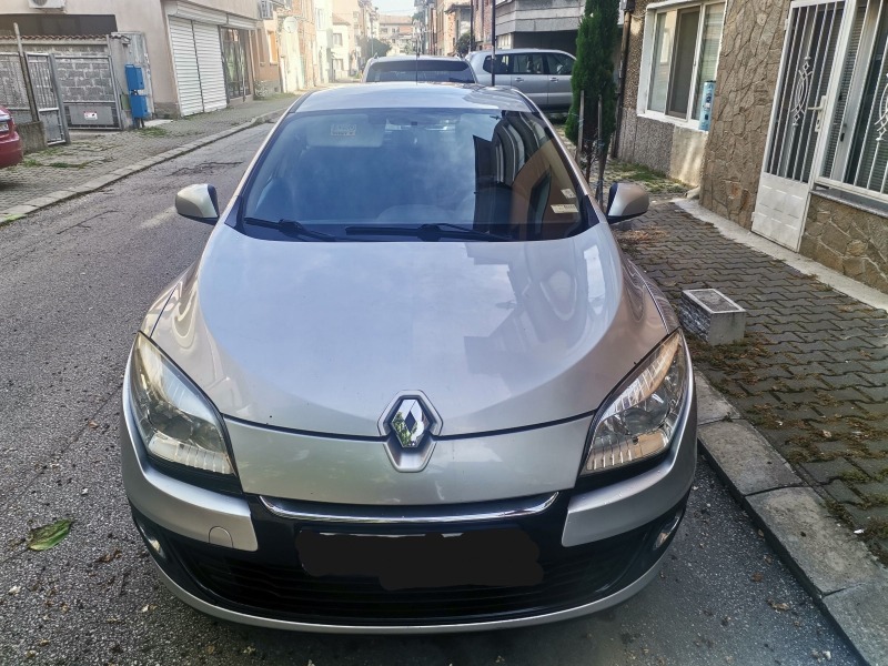 Renault Megane, снимка 2 - Автомобили и джипове - 46066462