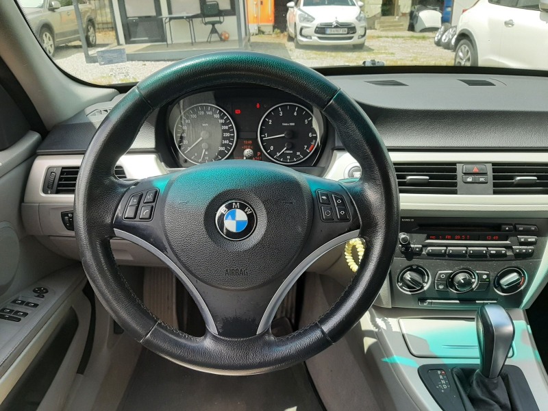BMW 318 I  129k.c., снимка 10 - Автомобили и джипове - 46188450