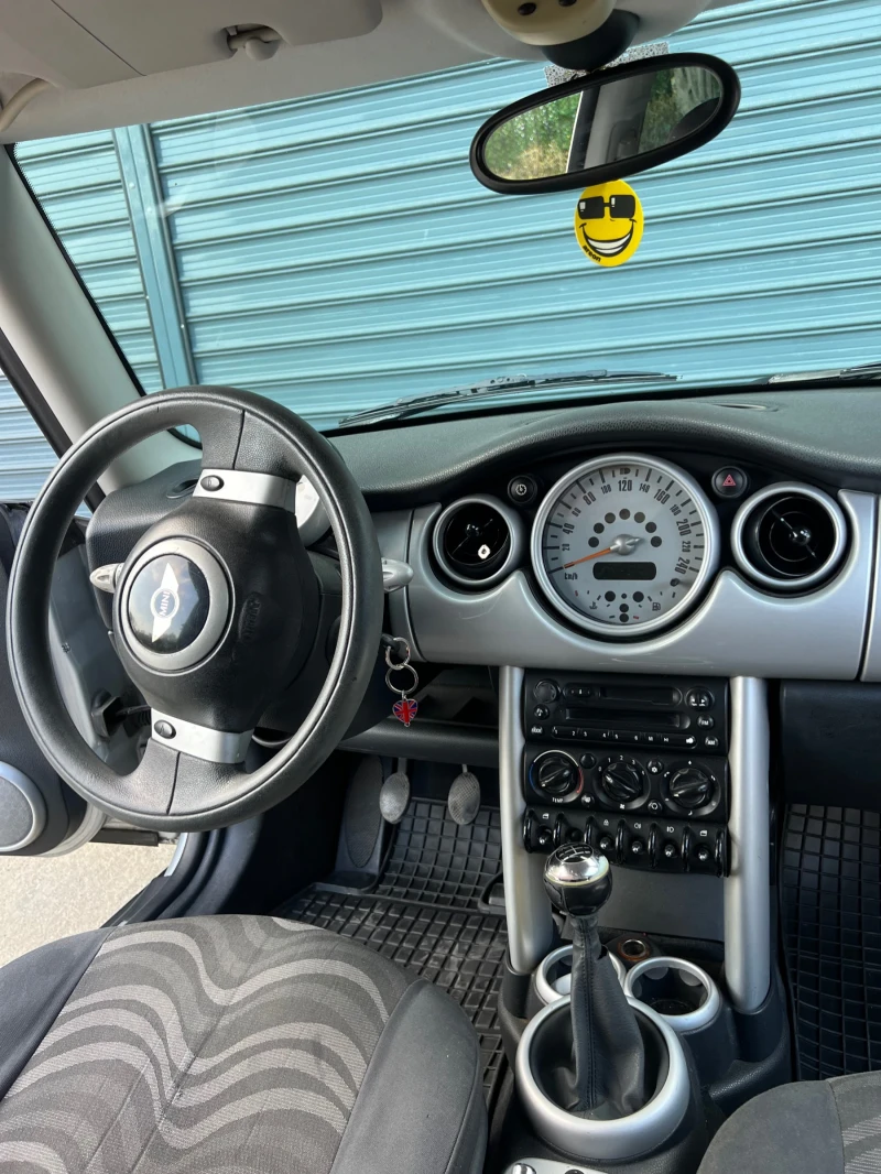 Mini One 1.6, снимка 8 - Автомобили и джипове - 47193862