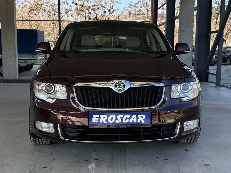 Skoda Superb 1.8 TSI, снимка 1 - Автомобили и джипове - 48520064