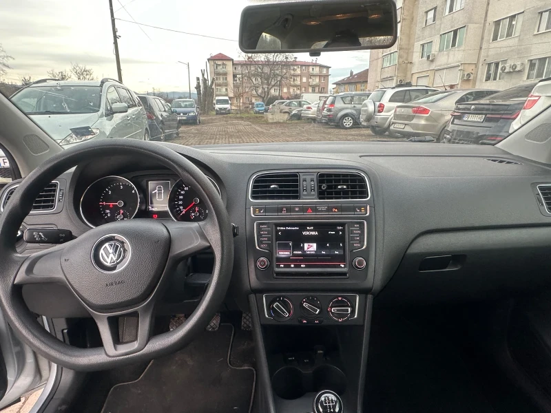 VW Polo, снимка 6 - Автомобили и джипове - 49388264