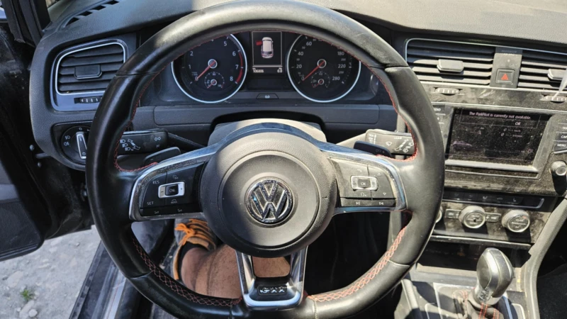 VW Golf GTI, снимка 15 - Автомобили и джипове - 50945865