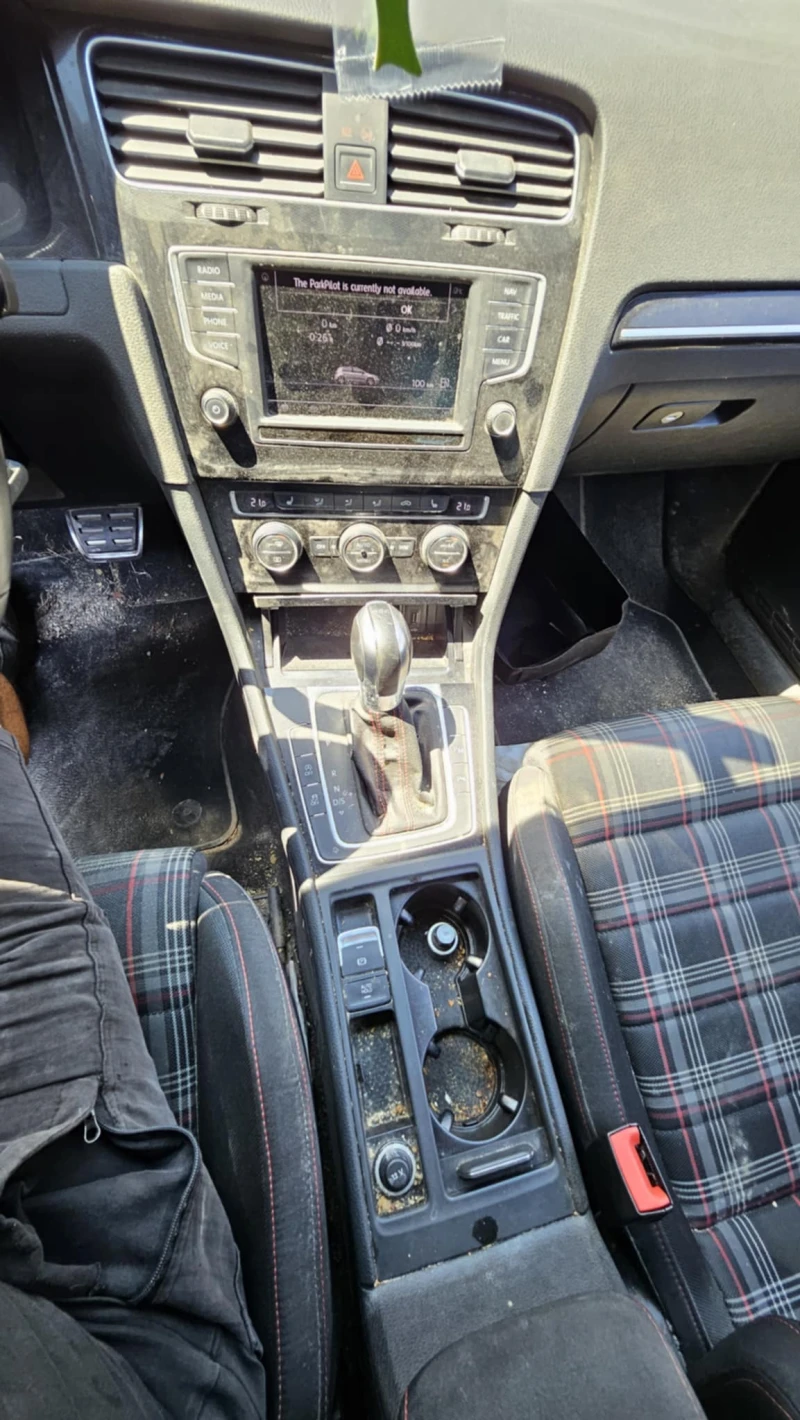 VW Golf GTI, снимка 7 - Автомобили и джипове - 50945865