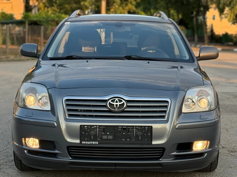 Toyota Avensis 2.0* 116* KLIMATRONIK* TOP, снимка 2 - Автомобили и джипове - 51045380