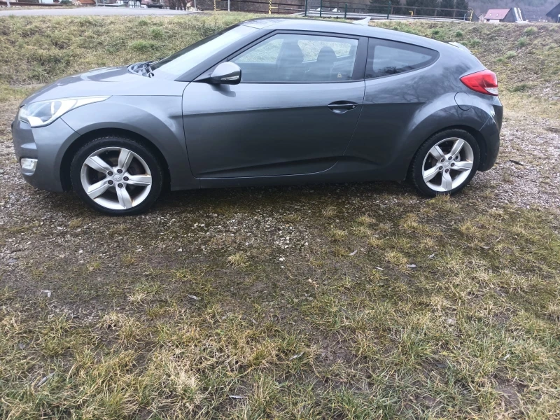 Hyundai Veloster , снимка 3 - Автомобили и джипове - 51147242