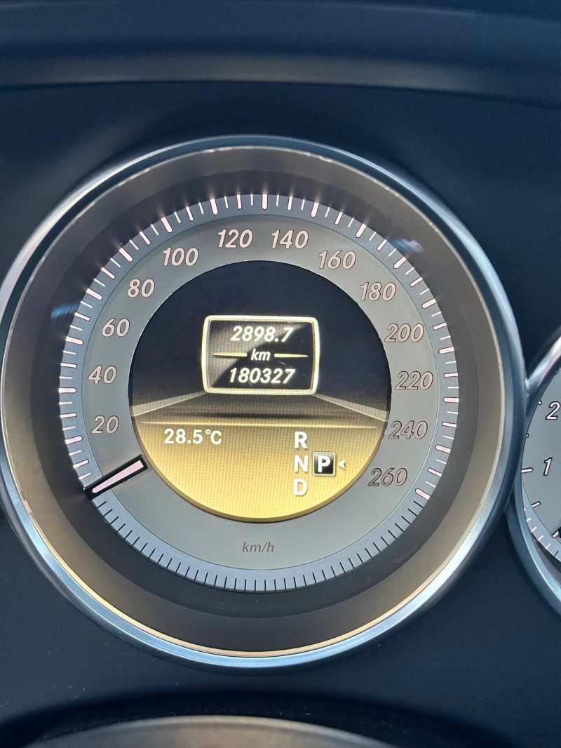 Mercedes-Benz CLS 500, снимка 5 - Автомобили и джипове - 52804678