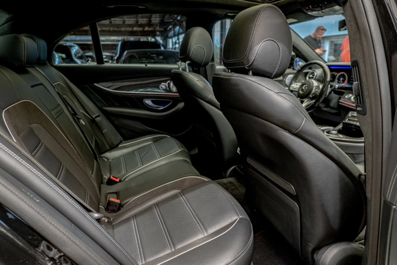 Mercedes-Benz E 63 AMG S/3D Burmester/Панорама/Карбон/Керамика/Обдухване, снимка 10 - Автомобили и джипове - 53355720