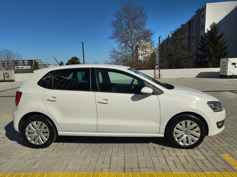 VW Polo, снимка 5 - Автомобили и джипове - 53538052