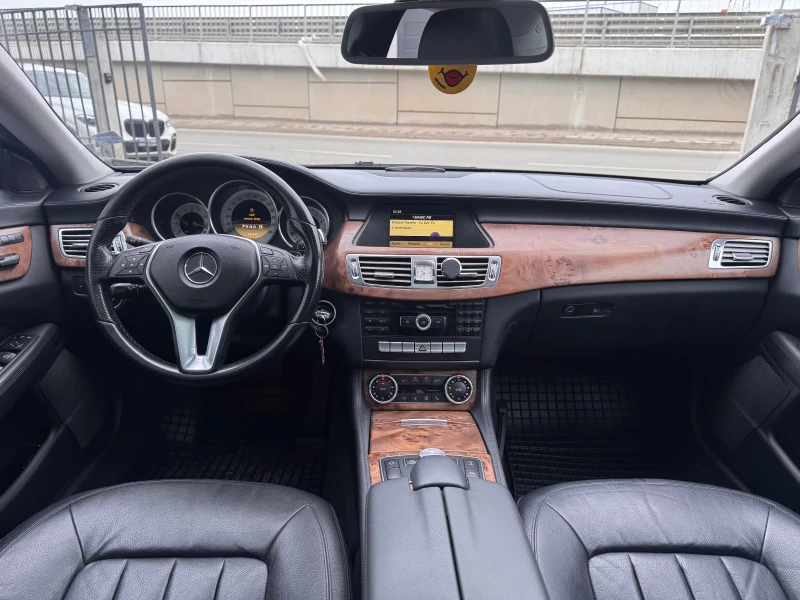 Mercedes-Benz CLS 350  BlueEfficiency, снимка 13 - Автомобили и джипове - 53558917