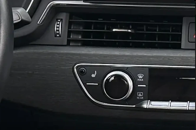 Audi A4 Premium Plus, снимка 12 - Автомобили и джипове - 53102779