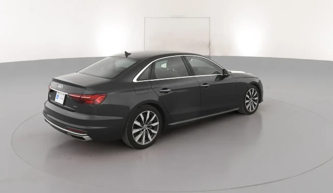 Audi A4 Premium Plus - изображение 5