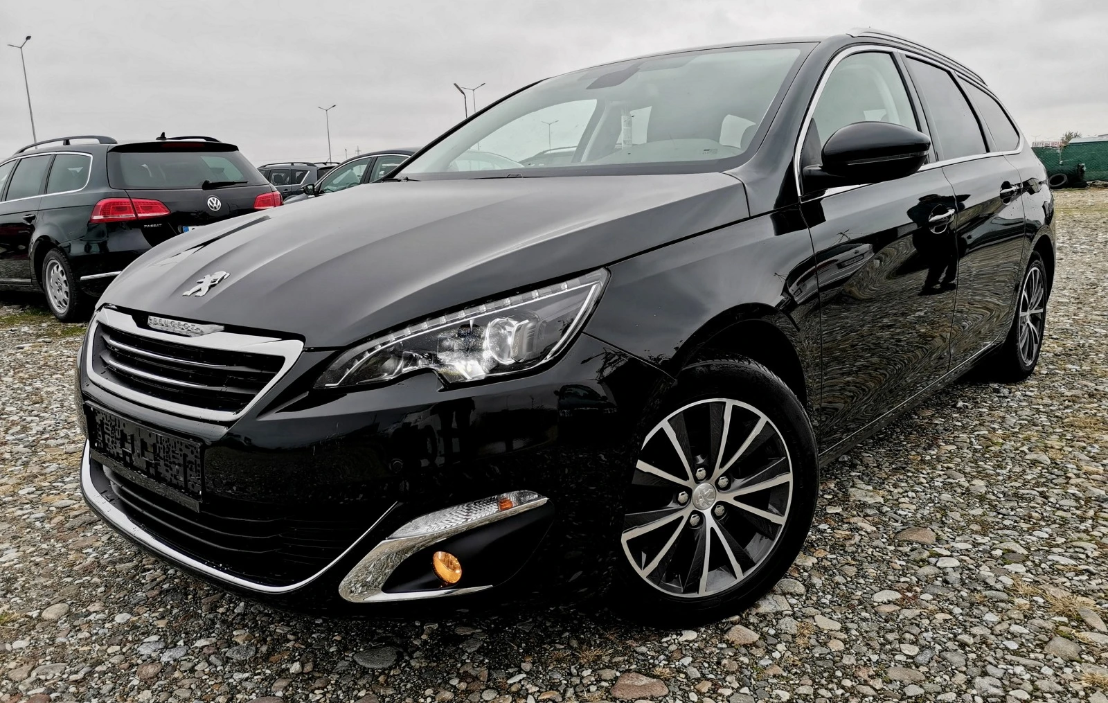 Peugeot 308  FaceLift - изображение 2