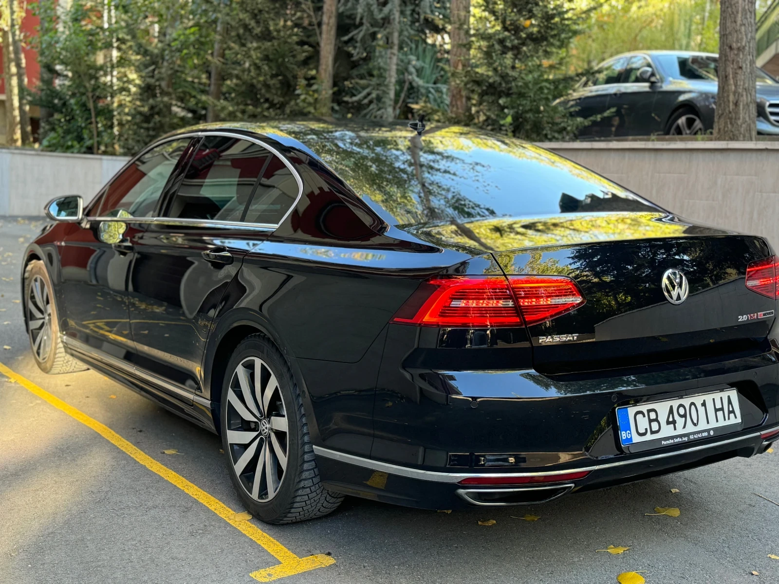 VW Passat R-line-4x4-от БГ-масаж-памет-дигитал-Head up - изображение 3