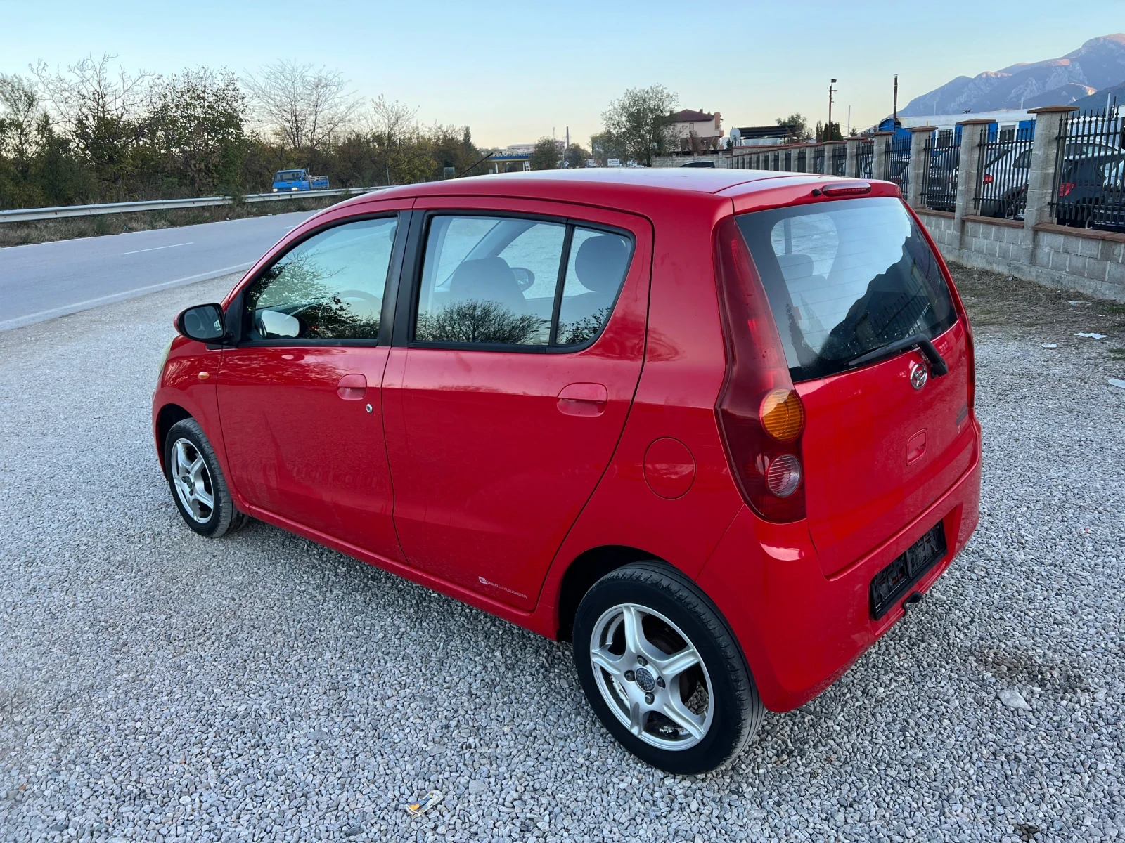 Daihatsu Cuore 1.0 I 70 к.с. FACE - изображение 9