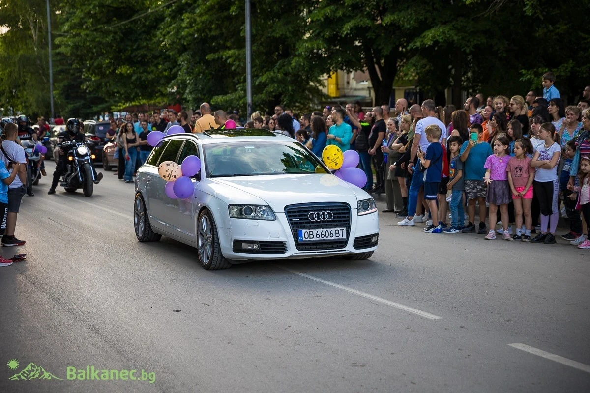Audi A6 3.0TDI - изображение 2