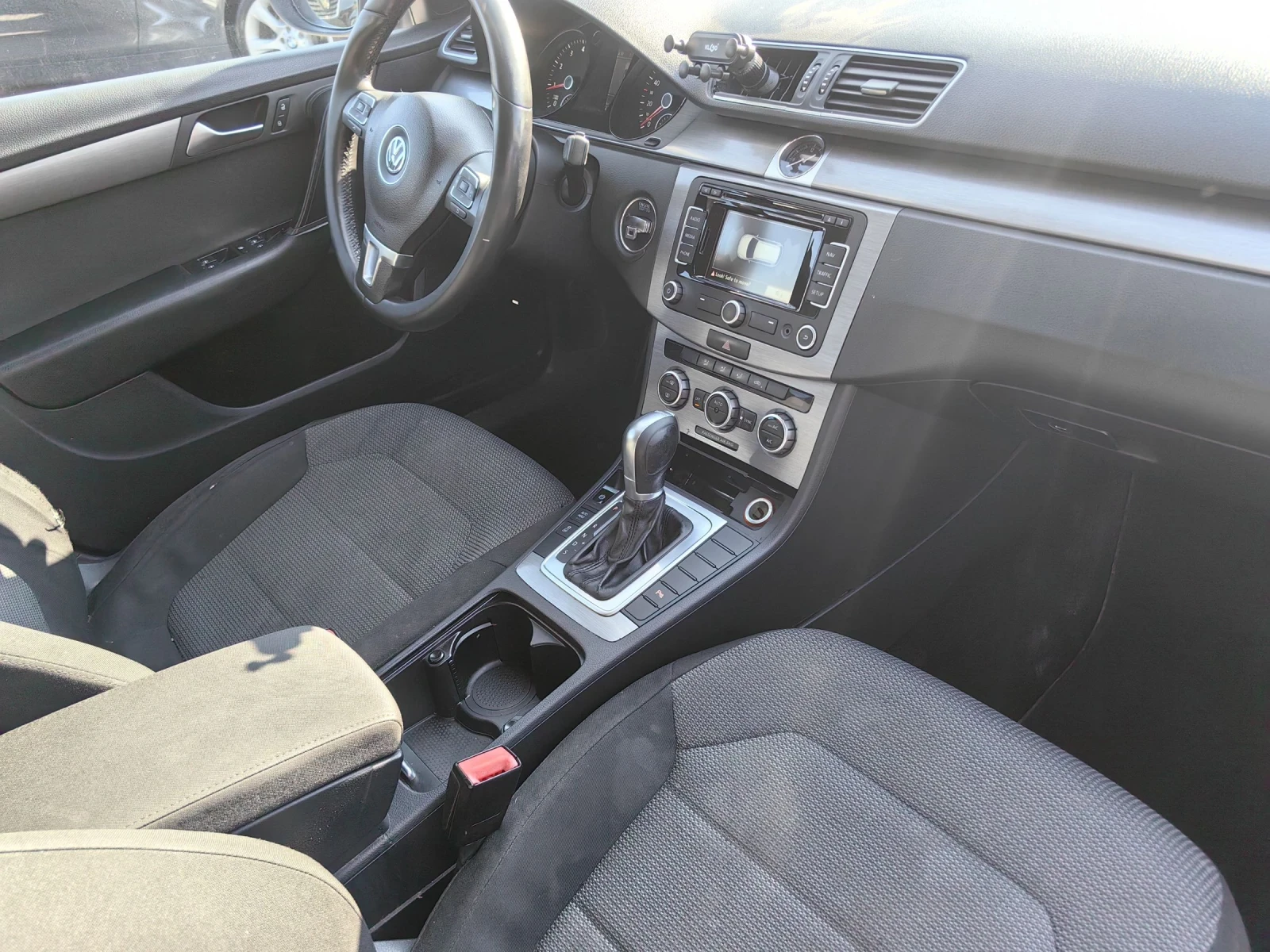 VW Passat 1.4 бензин/метан/автомат/NAVI/ПАРКТРОНИК - изображение 4