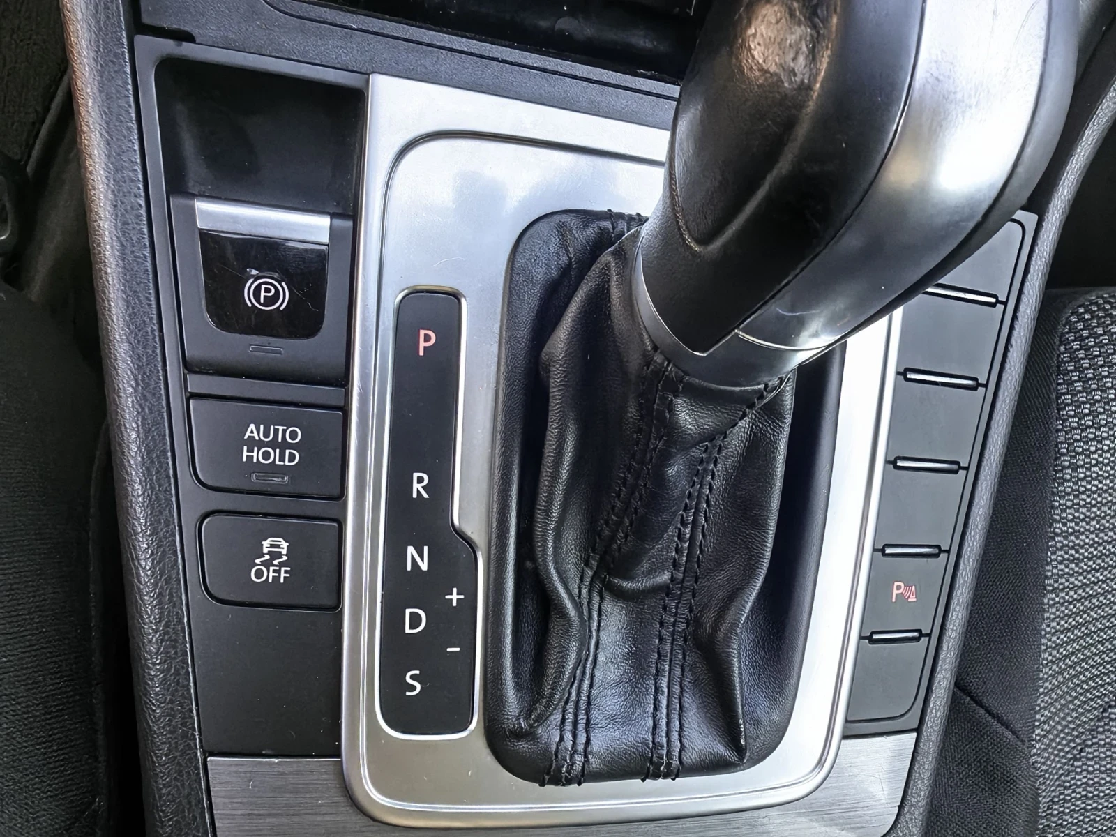 VW Passat 1.4 бензин/метан/автомат/NAVI/ПАРКТРОНИК - изображение 10