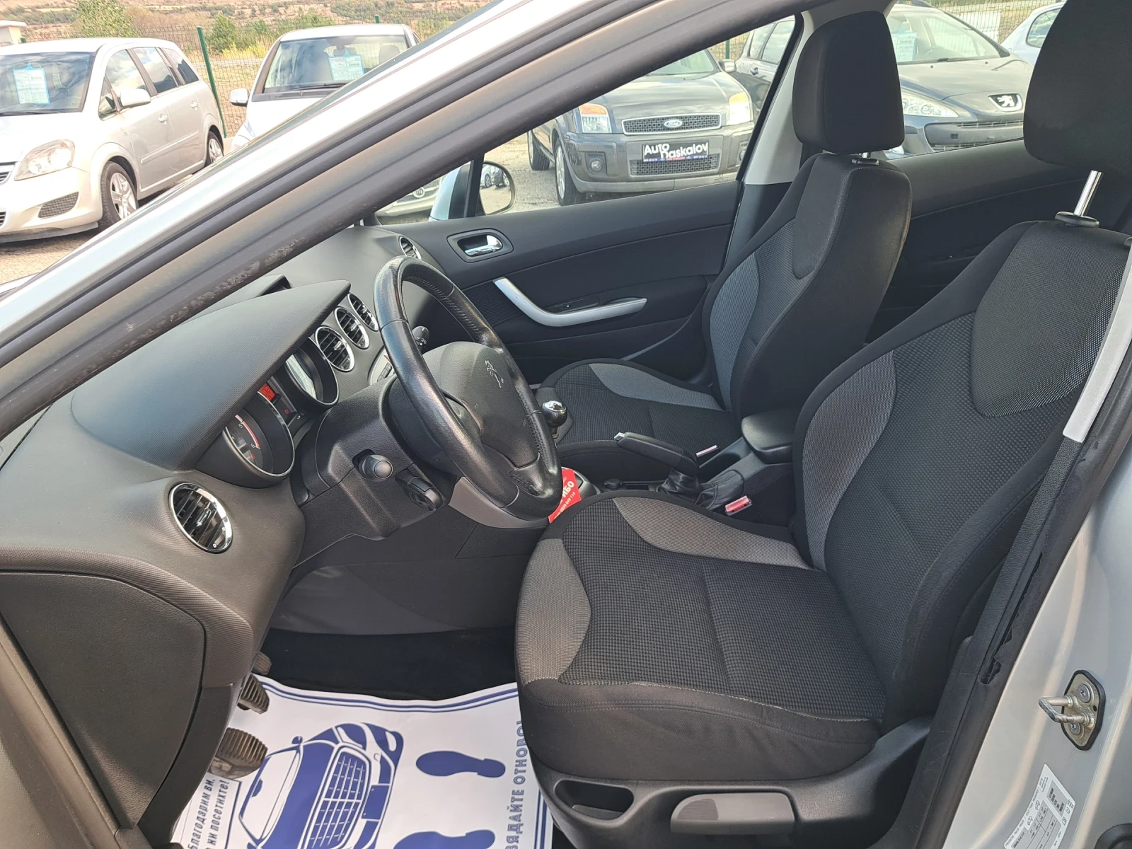 Peugeot 308 1, 6 e-Hdi - изображение 9