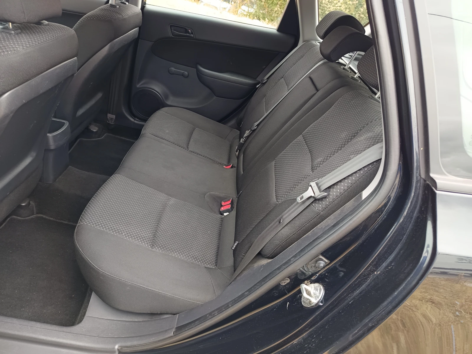 Hyundai I30 1.6i | Mobile.bg   12