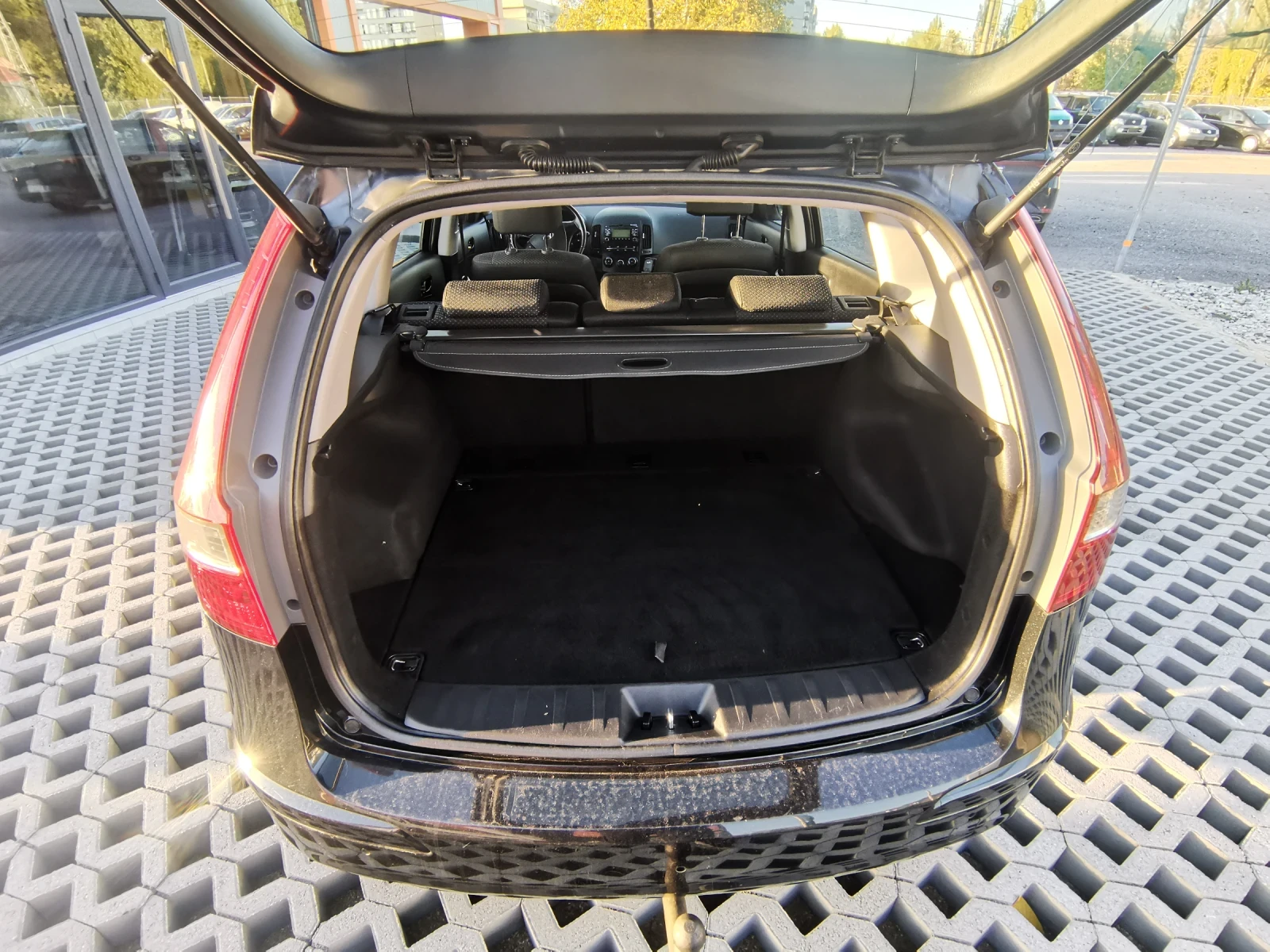 Hyundai I30 1.6 CRDI FaceLift | Mobile.bg   10