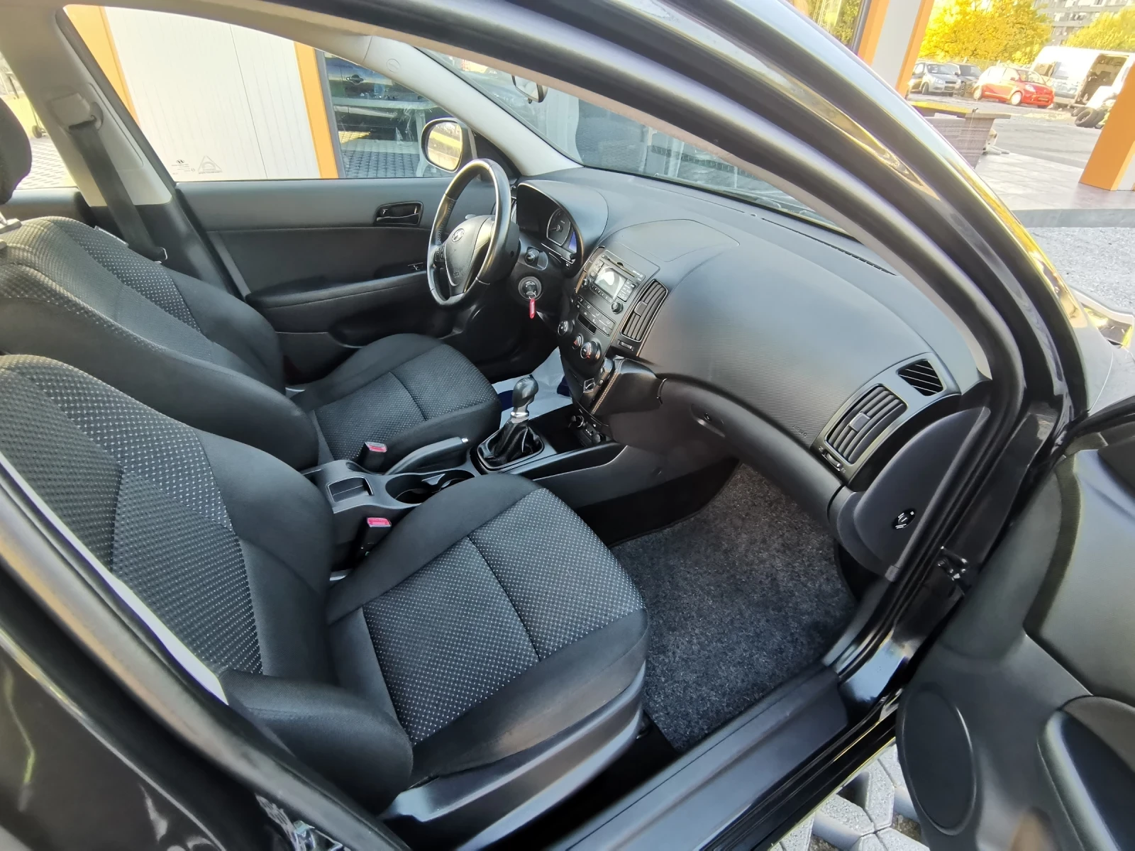 Hyundai I30 1.6 CRDI FaceLift | Mobile.bg   8