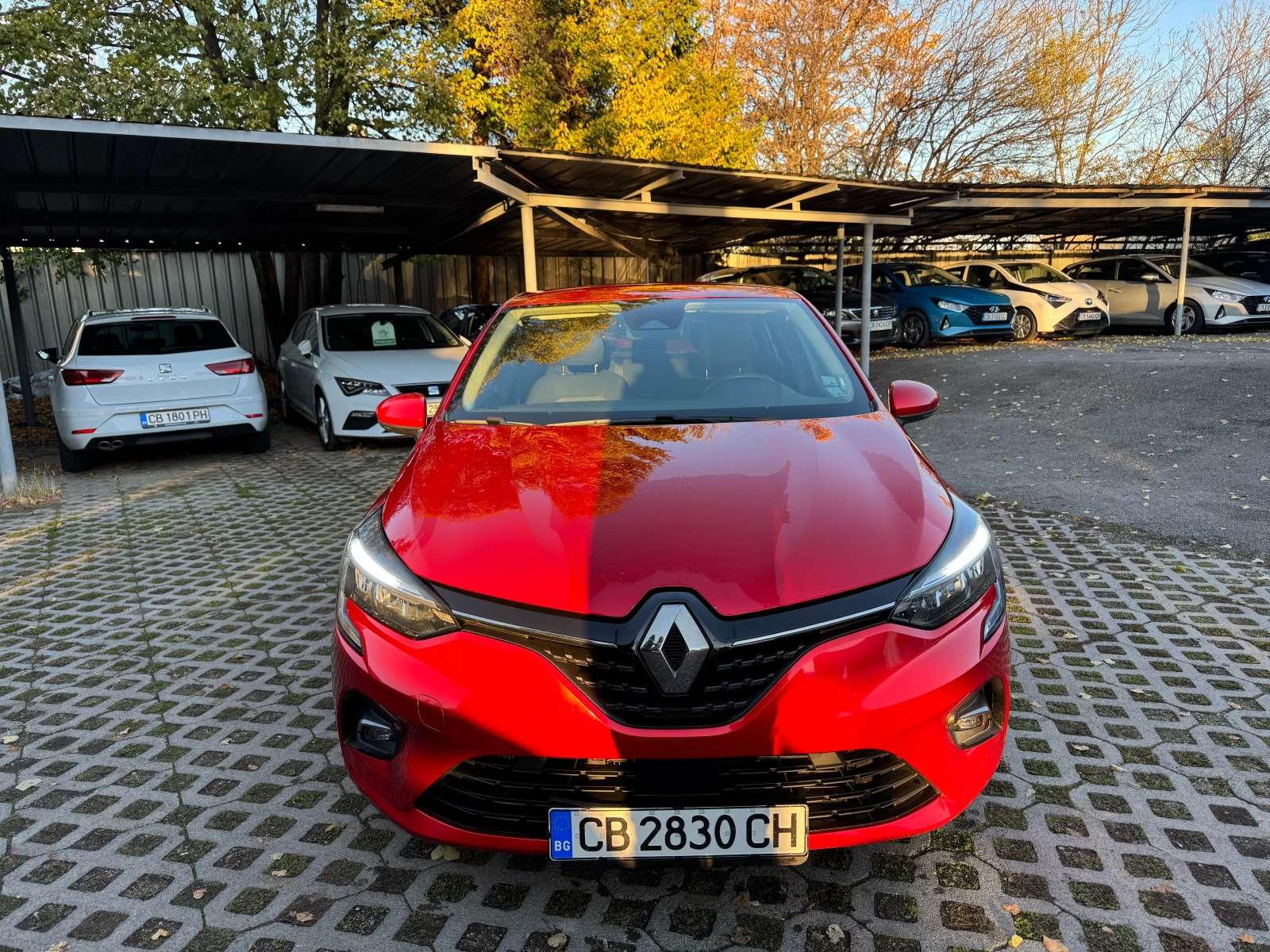 Renault Clio 1.6 e-TECH Hybrid Auto - изображение 2