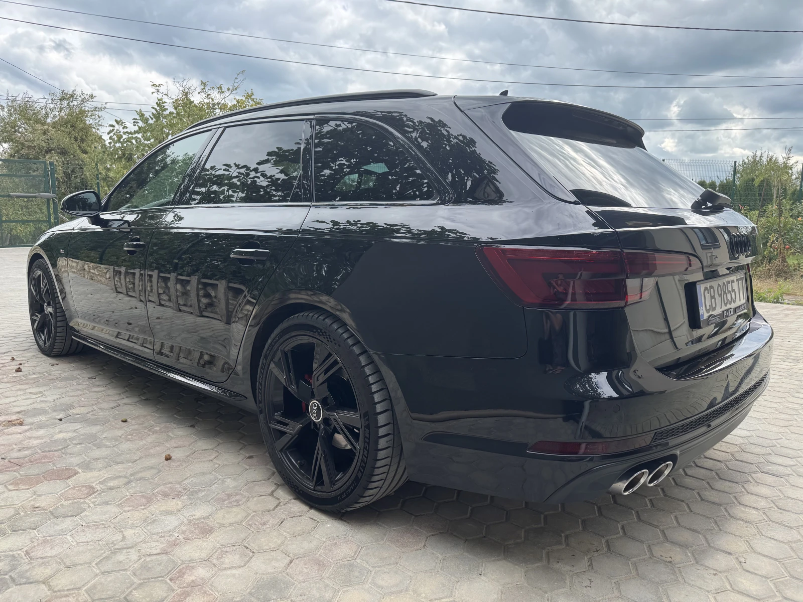 Audi A4 S-line MATRIX - изображение 6