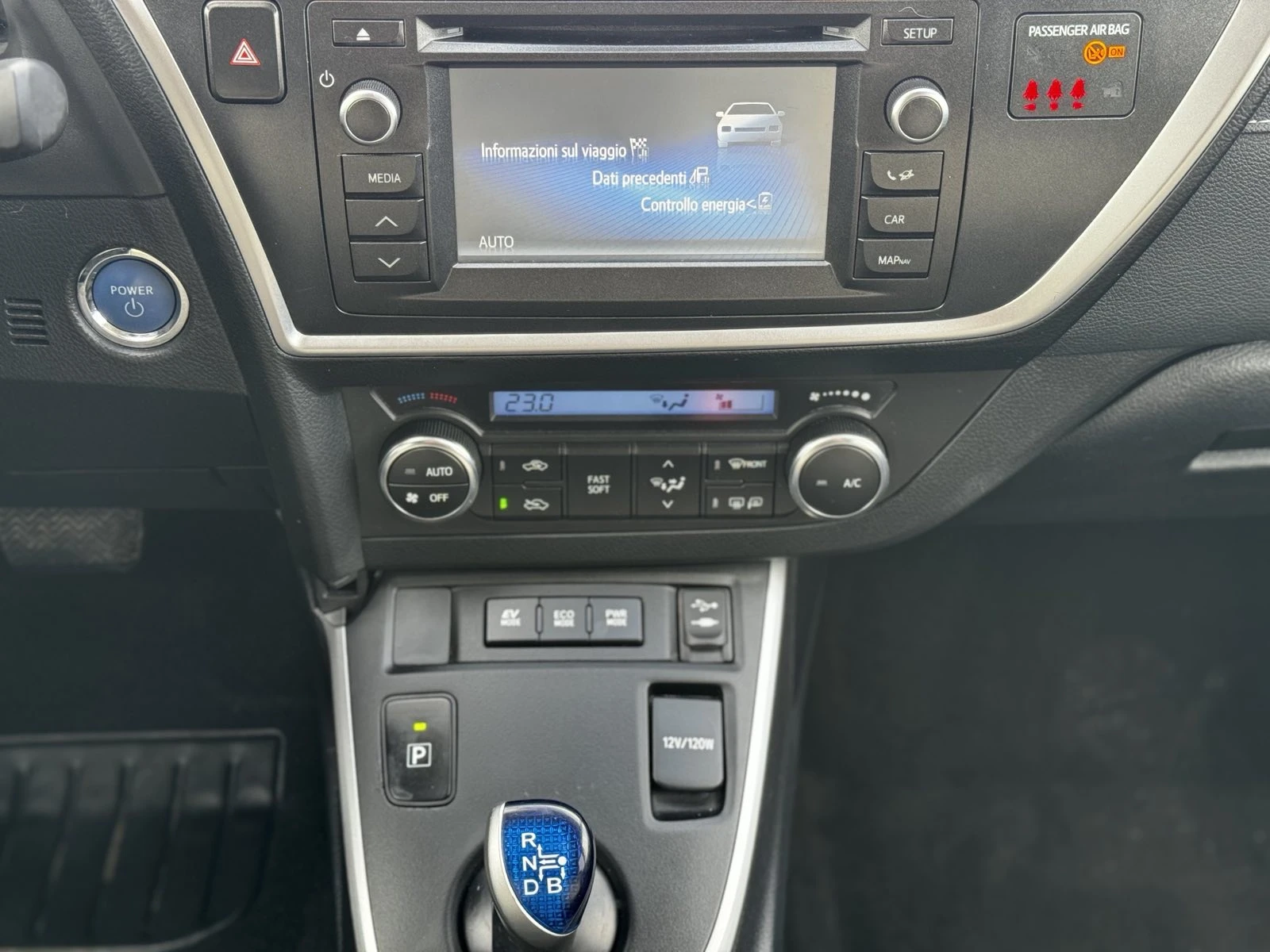 Toyota Auris 1.8I HYBRID | Mobile.bg � ����������� 14