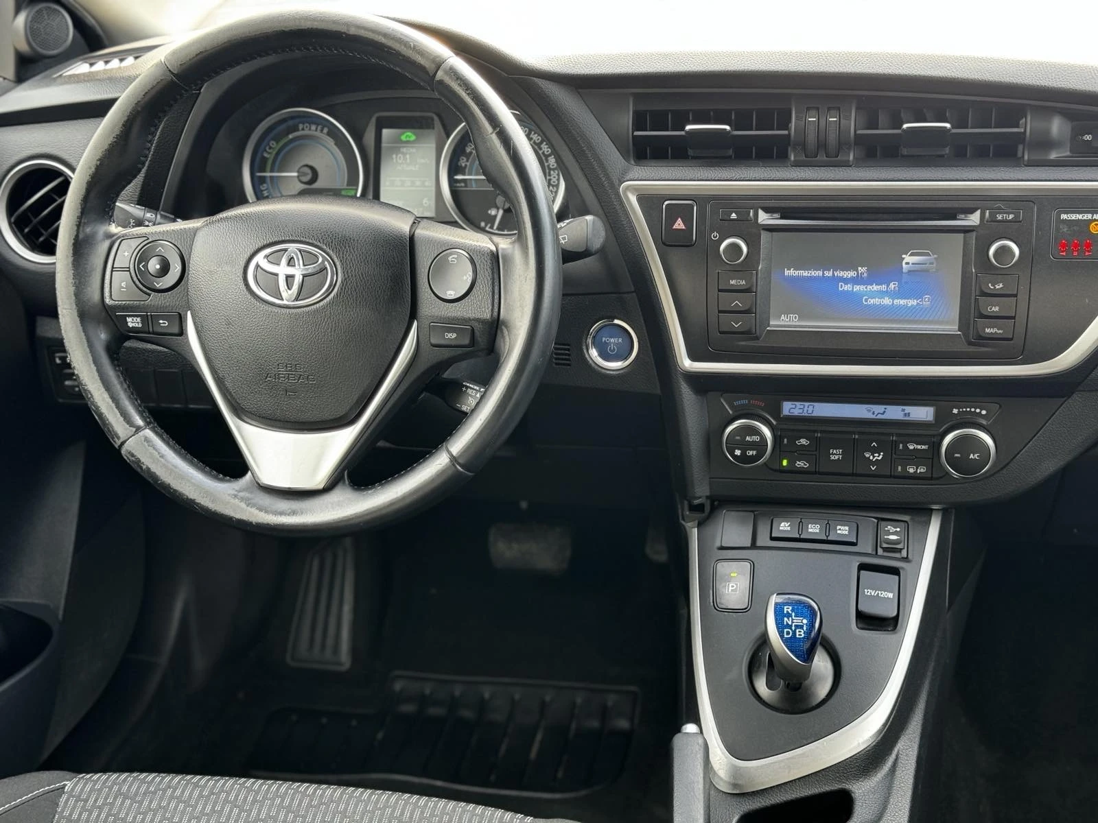 Toyota Auris 1.8I HYBRID | Mobile.bg � ����������� 13