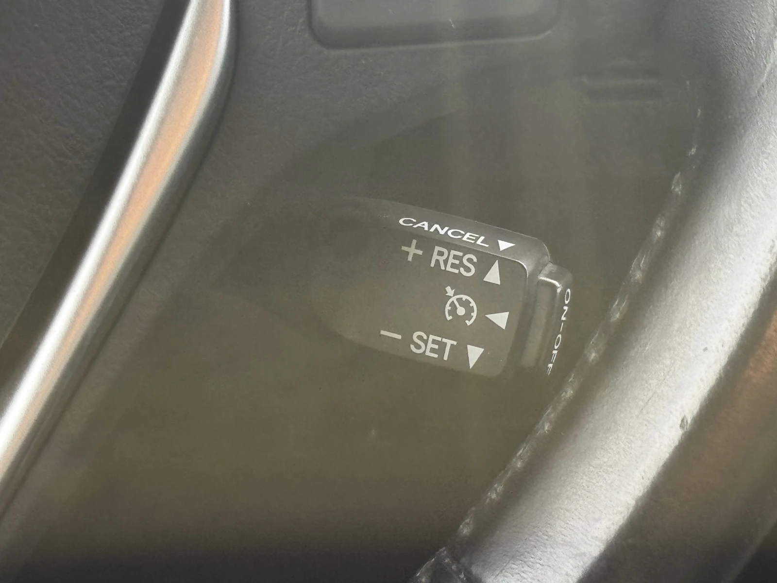 Toyota Auris 1.8I HYBRID | Mobile.bg � ����������� 16