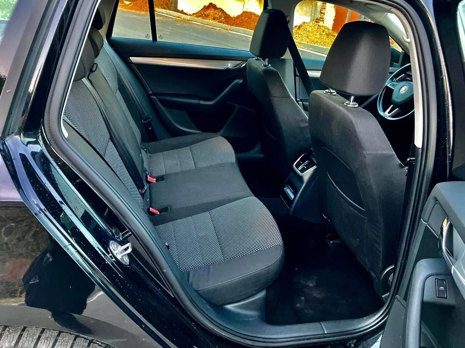 Skoda Octavia | Mobile.bg � ����������� 7